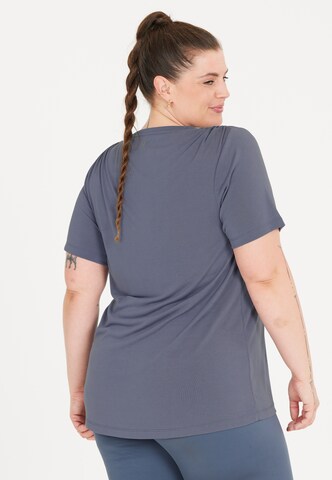 Q by Endurance Performance shirt in Blue