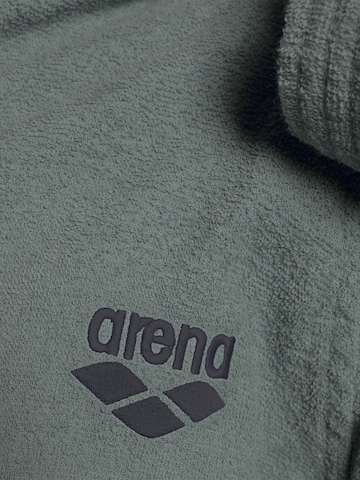 Accappatoio sportivo 'TEAM STRIPE' di ARENA in verde