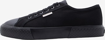 Calvin Klein Nizke superge | črna barva: sprednja stran