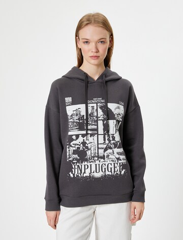 Koton Sweatshirt in Grau: Vorderseite