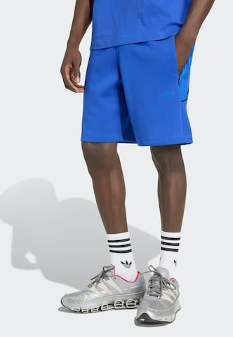 ADIDAS ORIGINALS - Loosefit Calças 'Spacer Teamgeist 26' em azul: frente