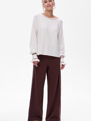 Blue Shadow Sweater in Beige