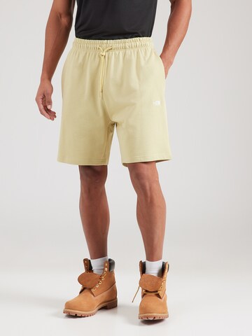 Loosefit Pantaloni 'ESSENTIAL' di THE NORTH FACE in verde: frontale