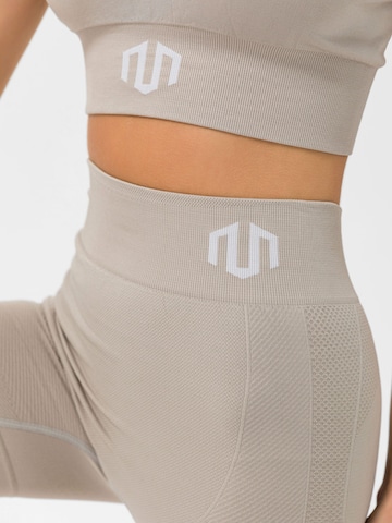 MOROTAI Skinny Sportshorts 'Naikan' in Beige