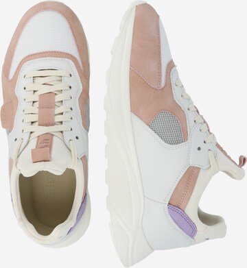 EKN Footwear Trampki niskie 'LARCH' w kolorze różowy
