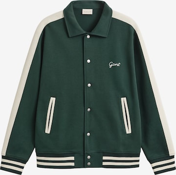 GANT Collegetakki värissä vihreä: etupuoli