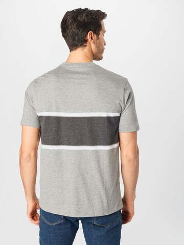 American Eagle Shirt in Grey