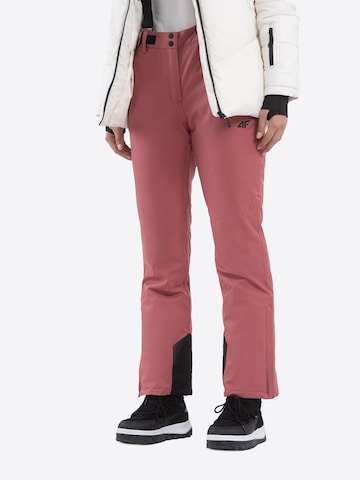 4F Normalny krój Spodnie sportowe w kolorze różowy: przód