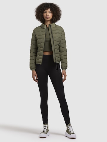 Veste mi-saison 'MERL' khujo en vert