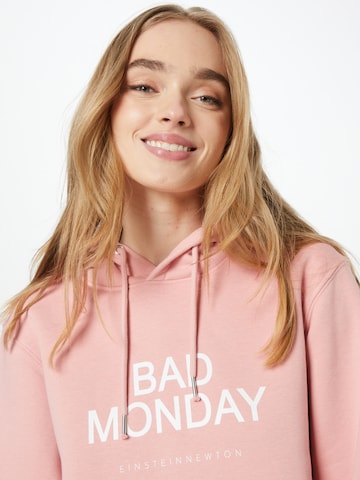 EINSTEIN & NEWTON Sweatshirt 'Bad Monday' i rosa