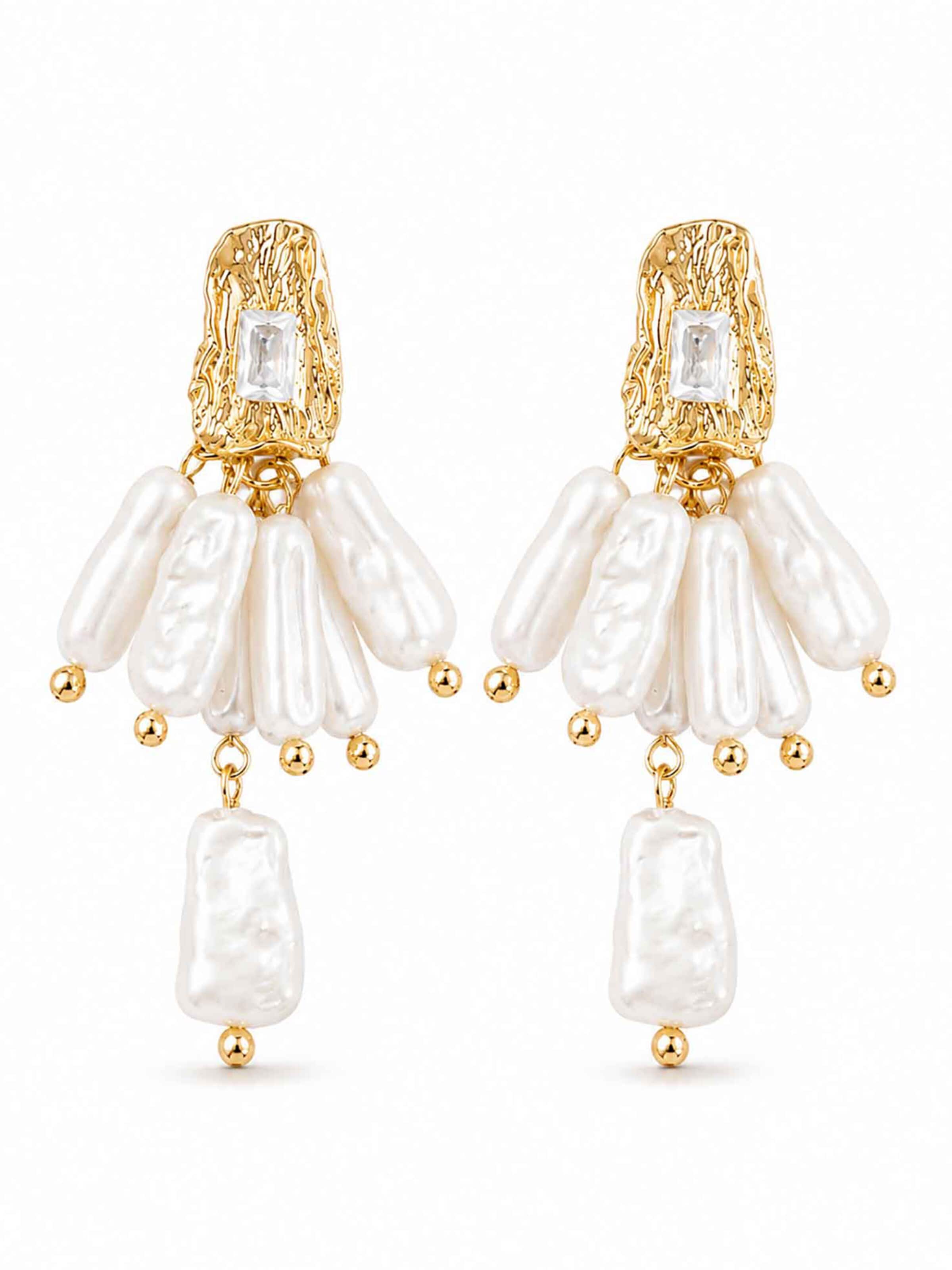RteRme Earrings 'Samira baroque pearl drop earrings' in Gold: front