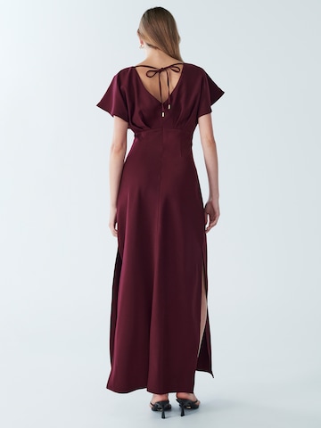 Robe 'Aura' BWLDR en rouge : derrière