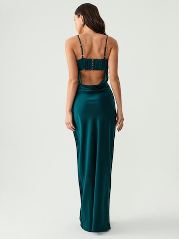 Robe de soirée 'BERNETTE' BWLDR en vert : derrière