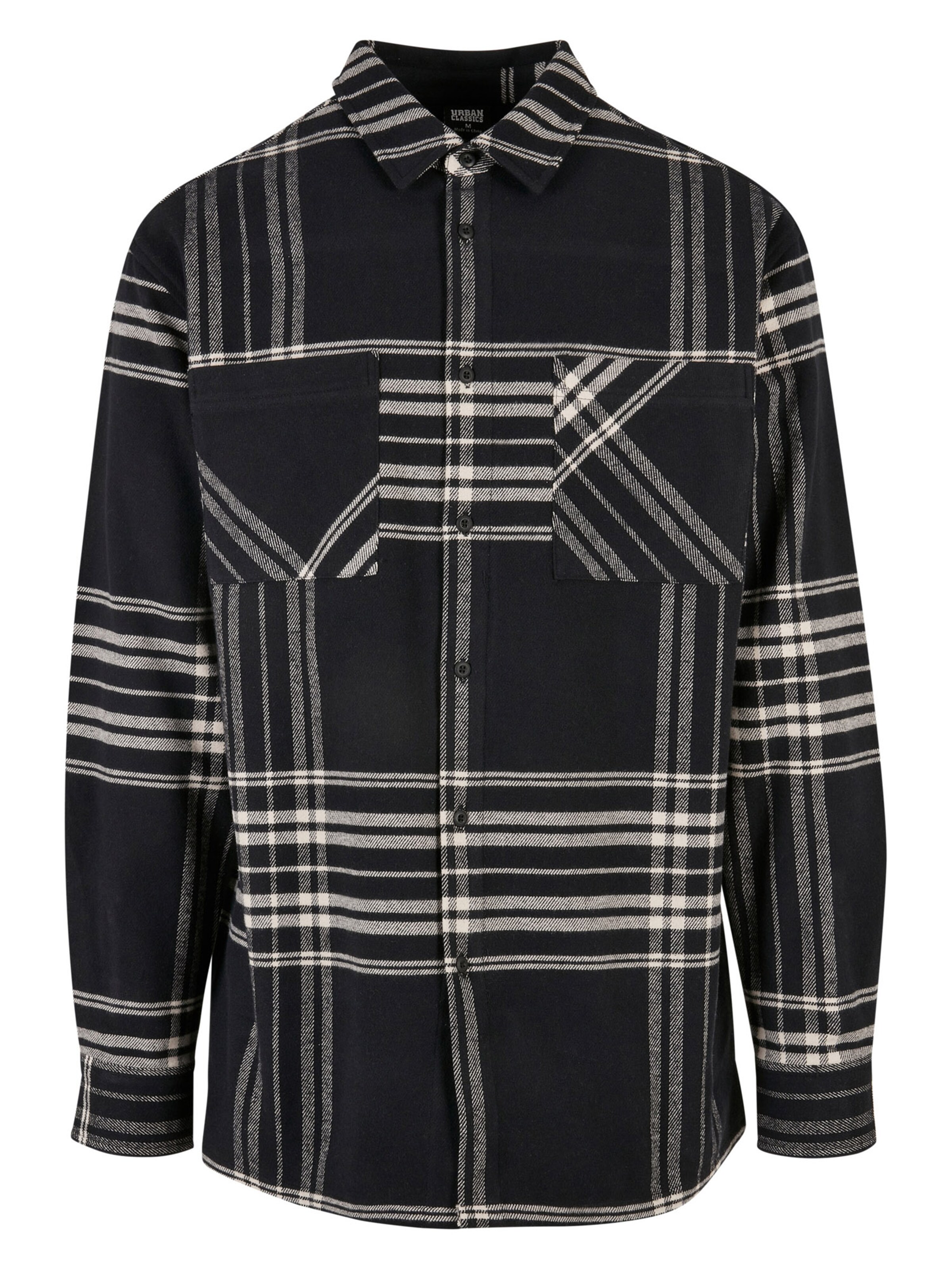 Fit confort Chemise Urban Classics en noir : devant