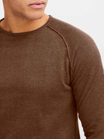 Pull-over 'John' BLEND en marron