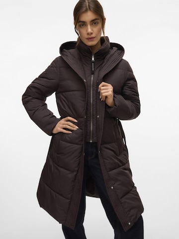 Giacca invernale 'DAISY' di VERO MODA in marrone: frontale