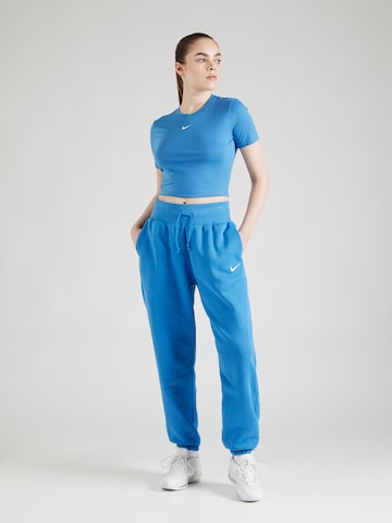 Nike Sportswear T-Shirt 'Essential' in Blau