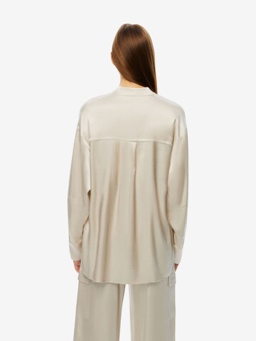 NOCTURNE - Blusa en beige