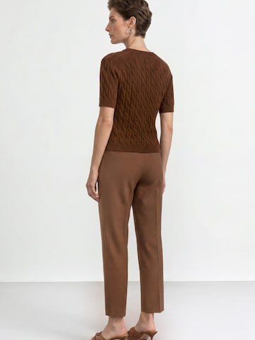 Rich & Royal Sweater in Brown