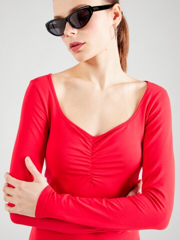 STUDIO SELECT - Vestido 'Tara' en rojo