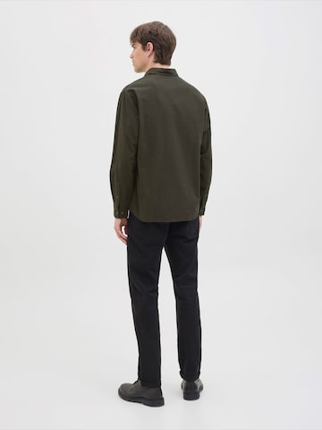 Coupe regular Chemise 'JREBINFINTE' JJ Rebel en vert