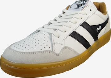 Baskets basses Gola en blanc : devant