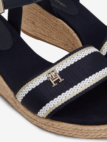 TOMMY HILFIGER Sandale in Blau