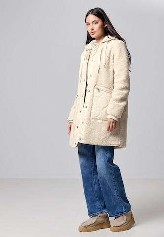Street One Studio Between-Seasons Coat 'Teddy' in Beige