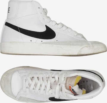 NIKE Sneakers & Trainers in 38 in White: front
