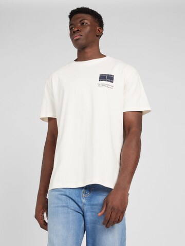 Tommy Jeans Shirt 'ESSENTIAL' in Wit: voorkant