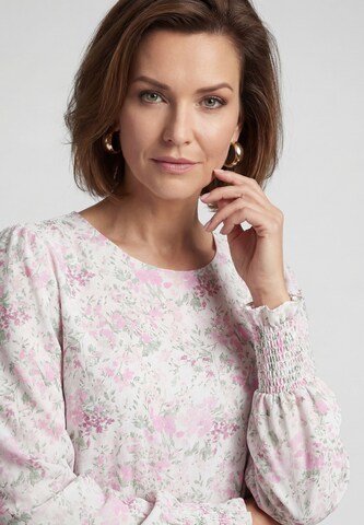 usha BLACK LABEL - Blusa en blanco
