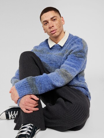 WEEKDAY Sweater 'Daniel' in Blue