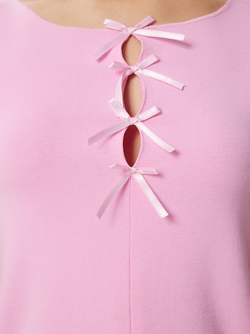 Happiness İstanbul T-shirt i rosa
