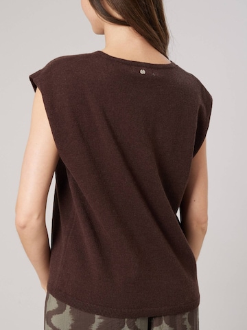 Pull-over Deeluxe en marron