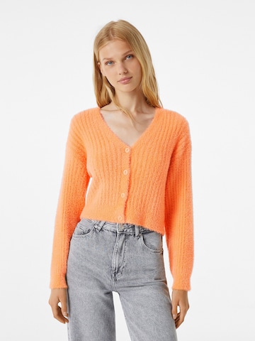 Bershka Knit cardigan in Orange: front