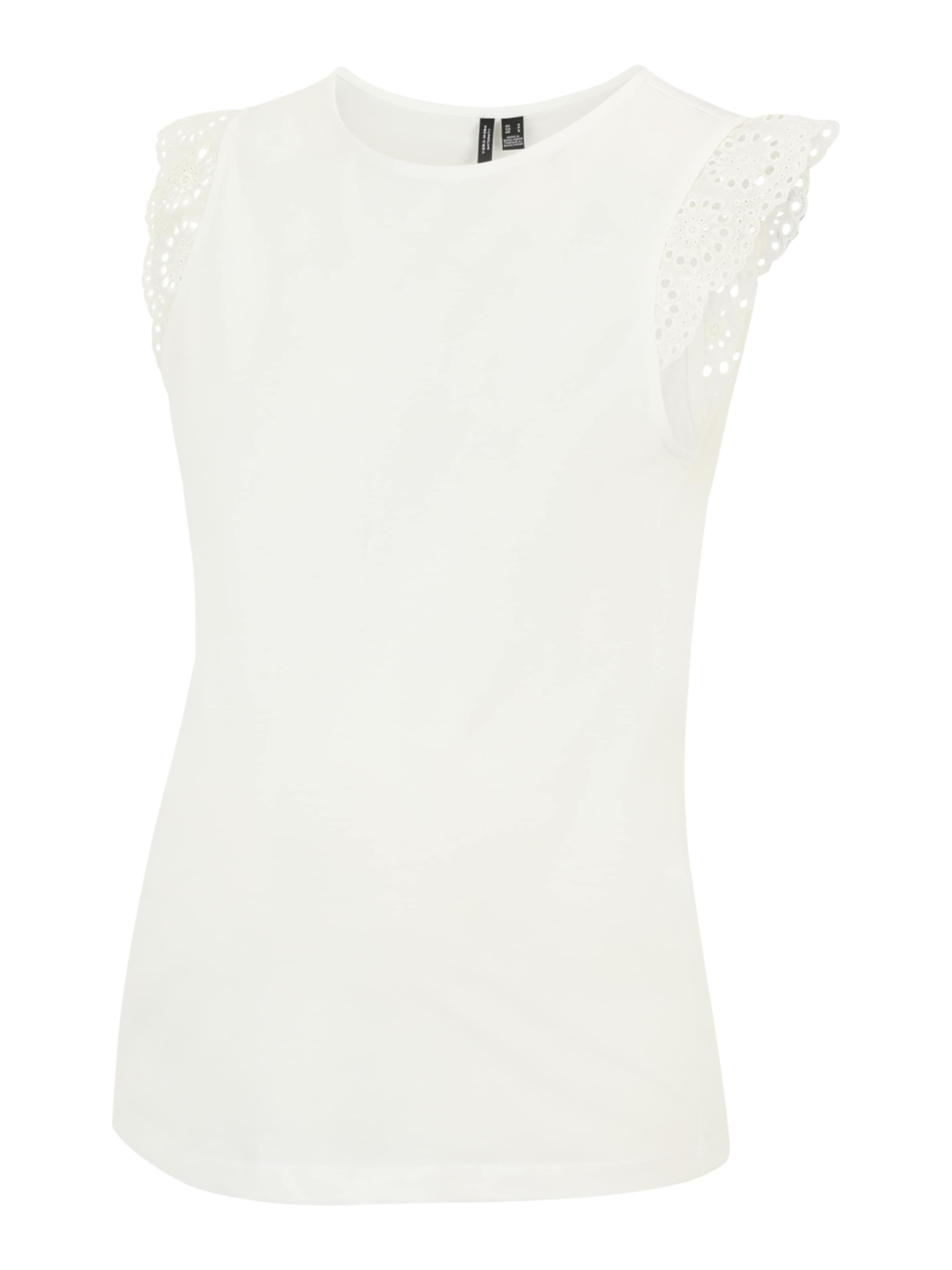 Vero Moda Maternity Shirt in White: front