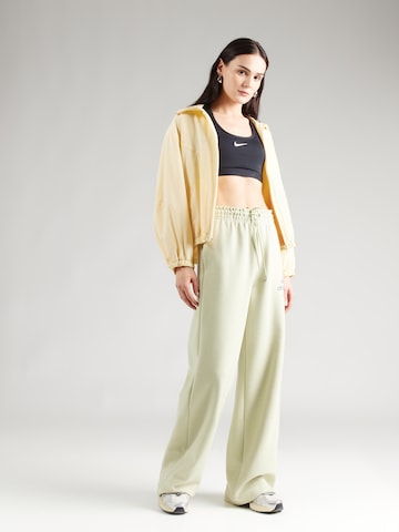 Nike Sportswear Wide leg Broek 'PHNX FLC' in Groen
