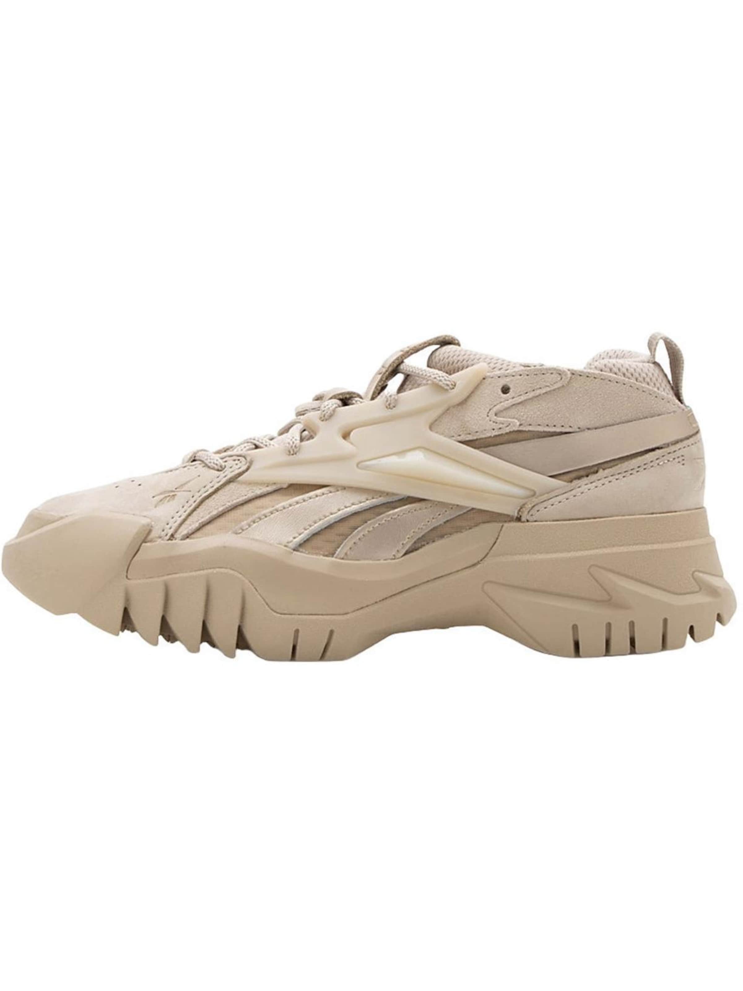 Reebok Sportschuh 'Reebok X Cardi B Club C V2'‌‌‌‌‌‌‌ in Beige: Vorderseite