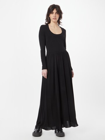 IVY OAK - Vestido 'DIANE' en negro: frente