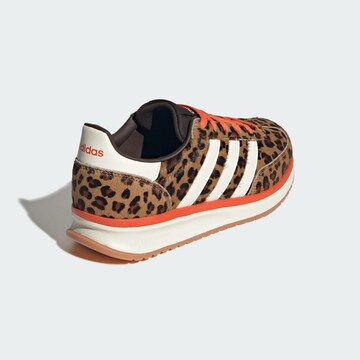 ADIDAS SPORTSWEAR Běžecká obuv 'RUN 70S 2.0' – hnědá