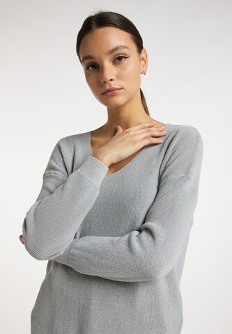 usha BLACK LABEL Sweater in Silver