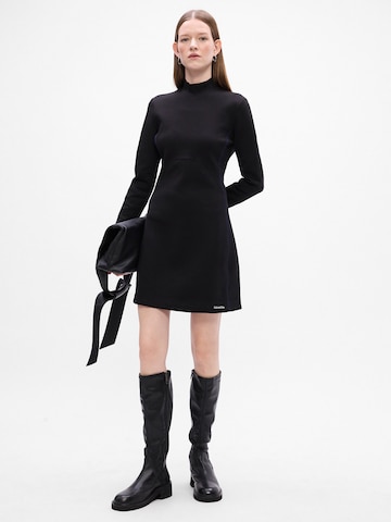 Rochie de la Calvin Klein Jeans pe negru