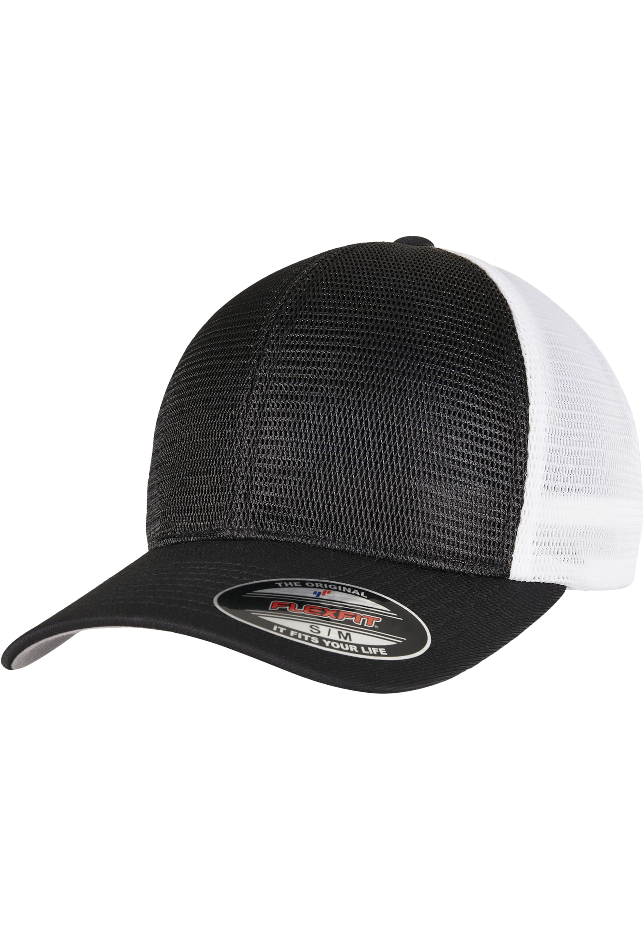 Flexfit Cap in Black: front