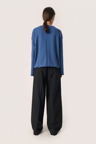 SOAKED IN LUXURY Sweater 'Spina' in Blue
