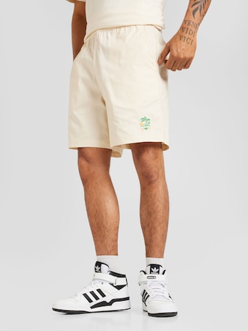 ADIDAS ORIGINALS Normalny krój Spodnie 'Leisure League Groundskeeper' w kolorze biały: przód