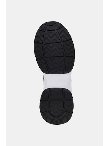 GUESS Sneakers 'Hacha' in Black