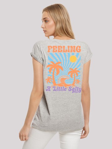 T-shirt 'Feeling a Little Salty Summer' F4NT4STIC en gris : devant