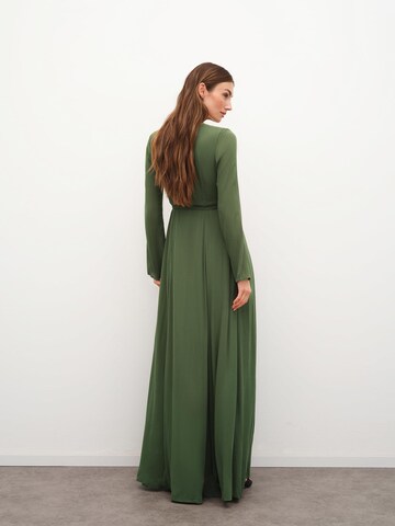 RÆRE by Lorena Rae - Vestido 'Hester' en verde