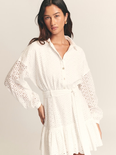 St MRLO Robe-chemise 'Pati' en blanc, Vue avec produit