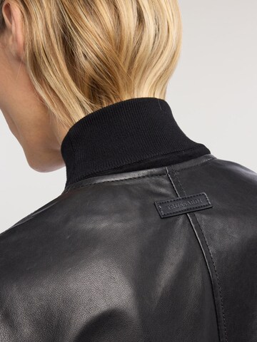 Cappotto invernale di Trussardi in nero